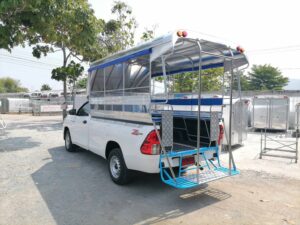 หลังคารถสองแถว