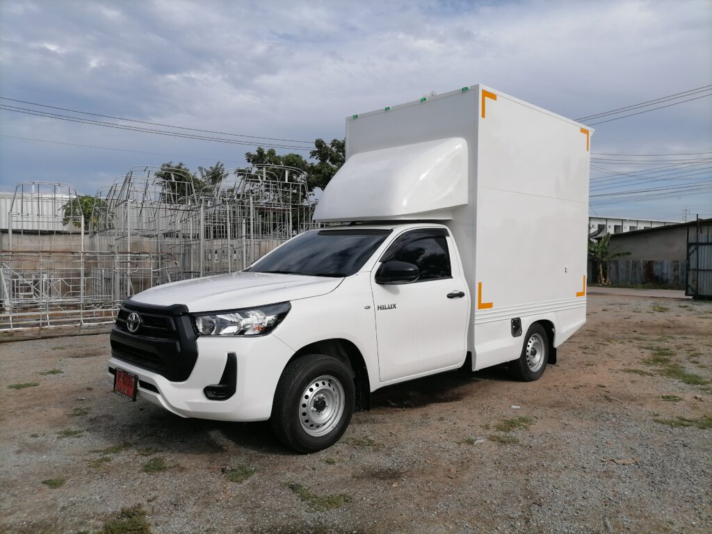 ตู้แห้ง ผนังอลูมิเนียม โครงเหล็ก แข็งแรง สีขาว