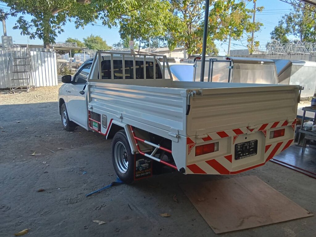 กระบะพื้นเรียบ