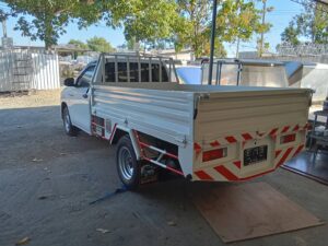 กระบะพื้นเรียบ