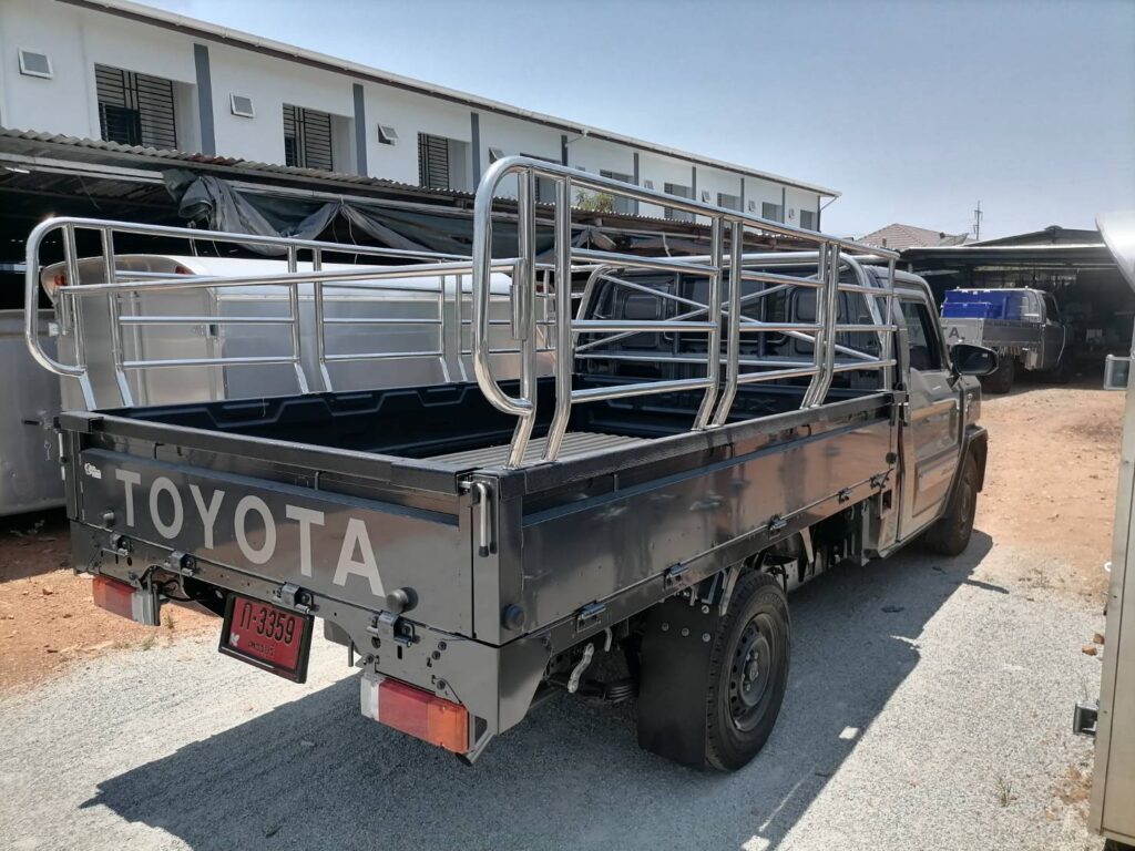 คอกสแตนเลส Hilux champ คอกสแตนเลส ไฮลักซ์แชมป์ Hilux champ กระบะคอกสแตนเลส