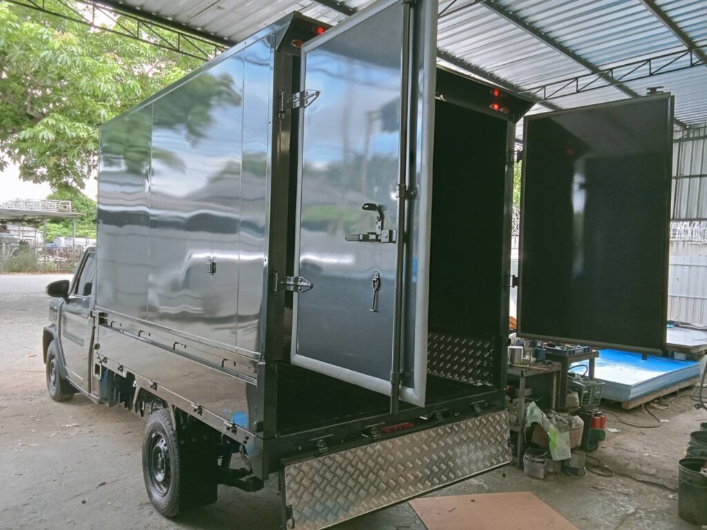 ตู้ครึ่งใบ ตู้บรรทุกแบบครึ่งใบ ตู้ cargo box ตู้คาร์โก้ ตู้ทึบ hilux champ Hilux Champ ตู้ทึบ ตู้แห้งรถกระบะ